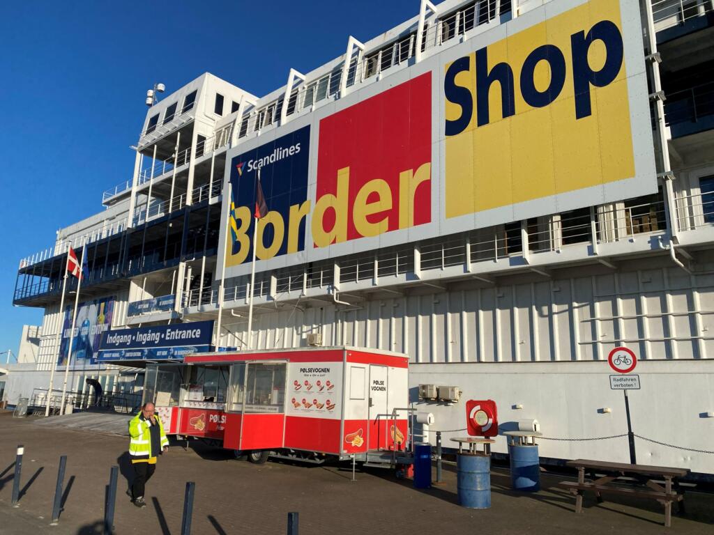 The BorderShop building in Puttgarden with its entrance