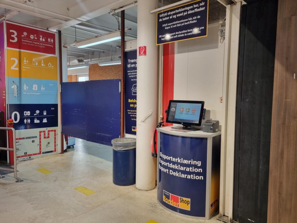 The export declaration desk in the BorderShop
